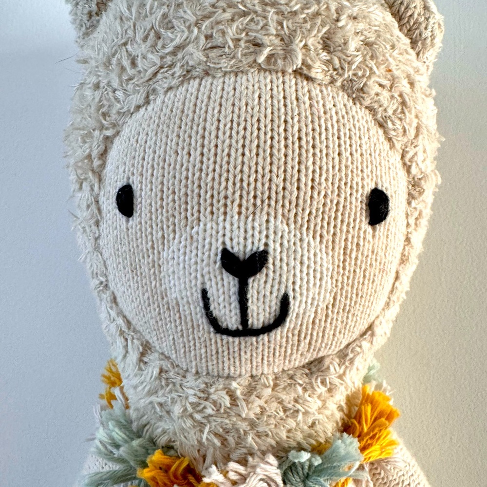 Cuddle and Kind Llama - large size
